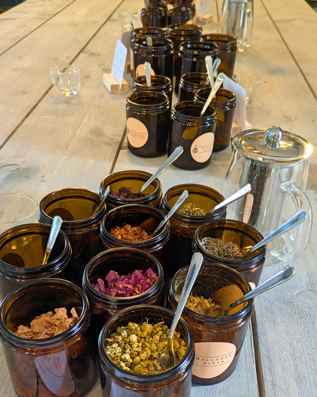 Tea & Me-Time mit Yoga